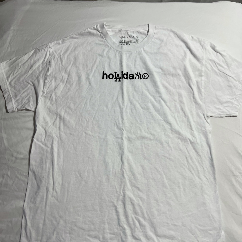 Holiday brand tee